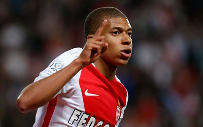 龙珠体育快讯-内维斯防守表现稳健